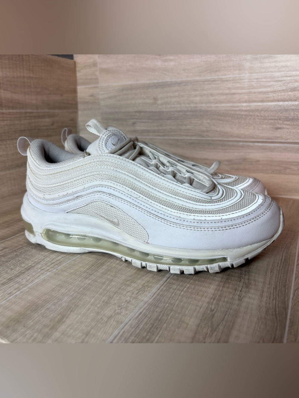 Nike Air Max 97 Womens Triple White DH8016 100 Shoes Retro Running Size 7.5